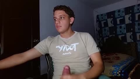 Snapshot of thomas_may4rs chatting on November 2025 01:38:02 AM ---Thomas--- online show from November 2025 01:38:02 AM