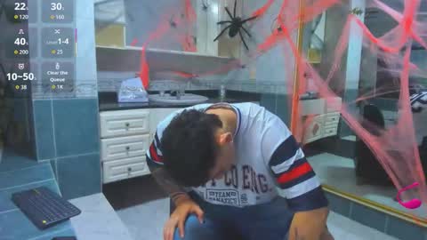 Thomas online show from October 2025 12:17:01 PM