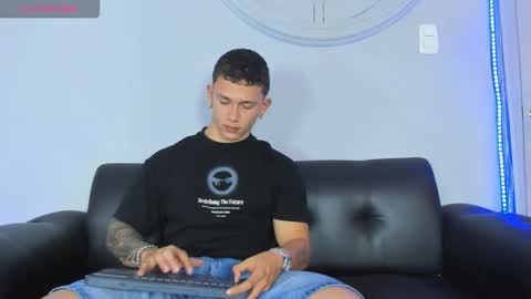 Thomas online show from February 2026 01:32:02 PM