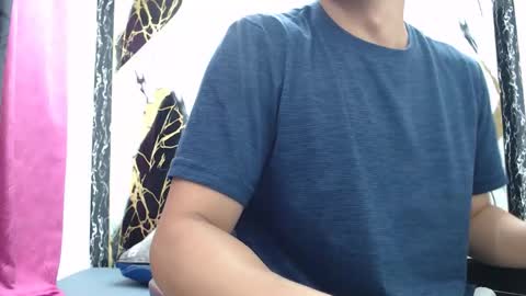 Snapshot of thomas_neuman chatting on May 2026 08:49:01 PM Thomas online show from May 2026 08:49:01 PM