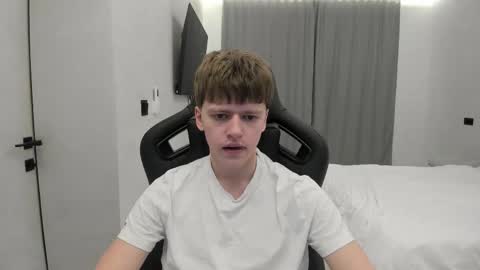 Tomas online show from March 2026 09:58:02 PM