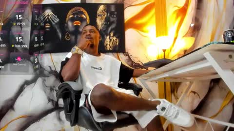 Snapshot of thomas_shelbys chatting on November 2025 03:28:02 AM Thomas online show from November 2025 03:28:02 AM