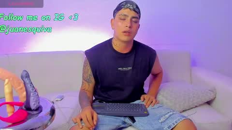 Snapshot of thomas_thundr chatting on April 2026 05:21:02 AM Thomas and Faon online show from April 2026 05:21:02 AM