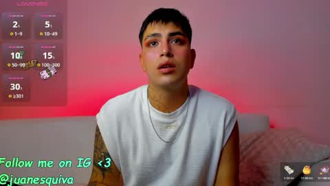 Snapshot of thomas_thundr chatting on April 2026 03:11:01 AM Thomas and Faon online show from April 2026 03:11:01 AM