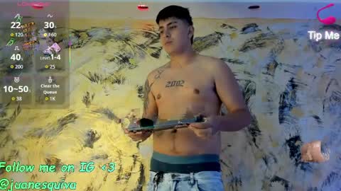 Snapshot of thomas_thundr chatting on May 2026 04:40:01 AM Thomas and Faon online show from May 2026 04:40:01 AM