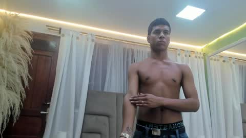 Snapshot of thomas_valkov chatting on June 2026 11:57:01 AM Thomas Valkov online show from June 2026 11:57:01 AM