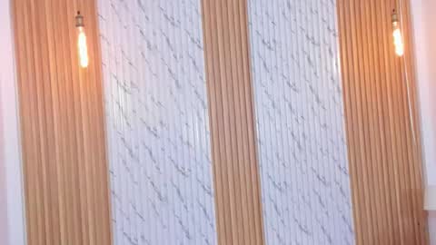 Thomas online show from November 2025 01:33:01 PM