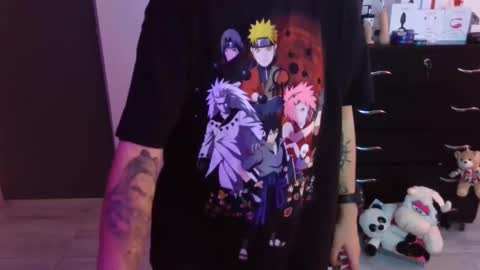 Snapshot of thomascooper_cams chatting on November 2025 06:19:02 PM VALERIA online show from November 2025 06:19:02 PM