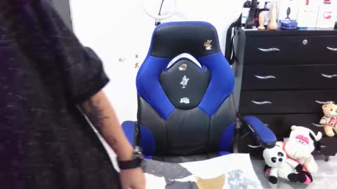 Snapshot of thomascooper_cams chatting on January 2026 08:36:02 PM VALERIA online show from January 2026 08:36:02 PM