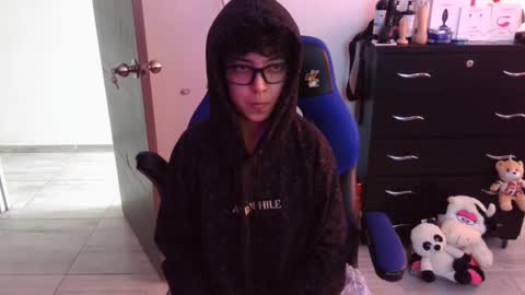 Snapshot of thomascooper_cams chatting on January 2026 07:06:02 PM VALERIA online show from January 2026 07:06:02 PM