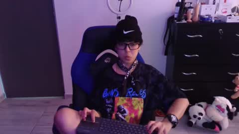 Snapshot of thomascooper_cams chatting on February 2026 07:50:02 PM VALERIA online show from February 2026 07:50:02 PM