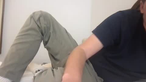 thomasio04 online show from February 2026 03:00:02 PM