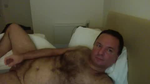 Tom online show from October 2025 12:03:01 AM