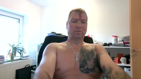 Snapshot of thomsen1478 chatting on May 2026 01:17:01 PM thomsen1478 online show from May 2026 01:17:01 PM
