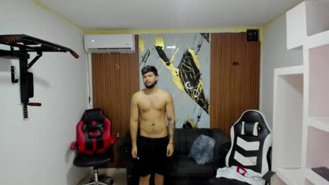 thomson_hot01 online show from April 2026 05:51:02 AM