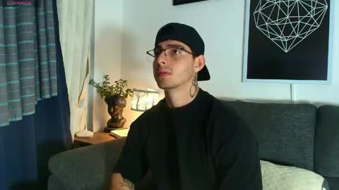 Snapshot of thomylov chatting on May 2026 02:09:02 AM thomylov online show from May 2026 02:09:02 AM