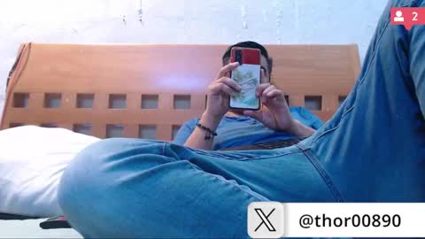 Snapshot of thor0200 chatting on January 2025 01:50:01 AM thor0200 online show from January 2025 01:50:01 AM