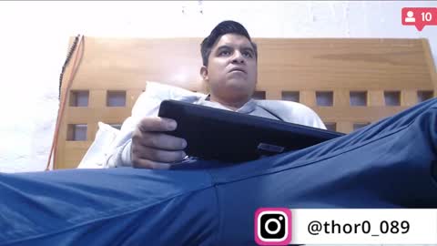 Snapshot of thor0200 chatting on January 2025 05:56:01 PM thor0200 online show from January 2025 05:56:01 PM