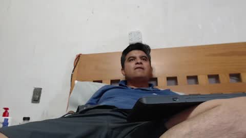 thor0200 online show from April 2026 11:10:01 PM