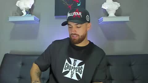 Snapshot of thor_evans chatting on November 2025 12:33:01 AM thor_evans online show from November 2025 12:33:01 AM