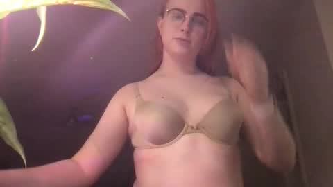 threalqueenaria online show from April 2026 04:35:01 AM