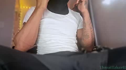 Snapshot of throattaker4l_ chatting on February 2026 09:26:01 AM ThroatTaker4l online show from February 2026 09:26:01 AM