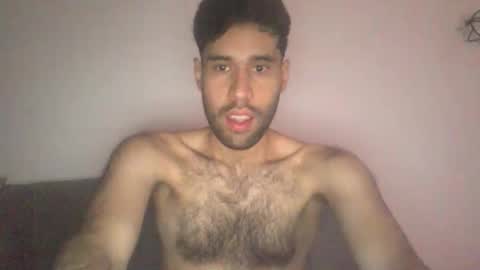 Luka online show from November 2025 09:58:01 PM