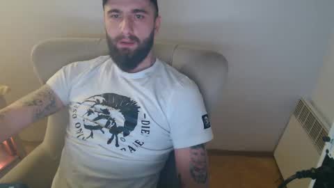 Snapshot of thug__ chatting on December 2024 03:29:02 AM HugeJuicy online show from December 2024 03:29:02 AM