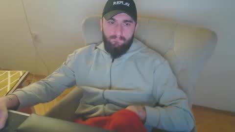 Snapshot of thug__ chatting on December 2024 03:07:02 AM HugeJuicy online show from December 2024 03:07:02 AM