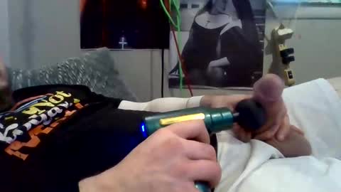 thunder8u42 online show from November 2025 11:16:02 PM