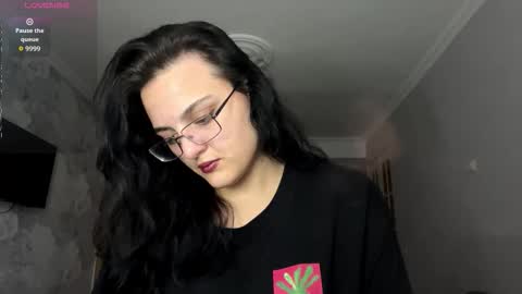 Mary online show from November 2025 10:03:02 AM