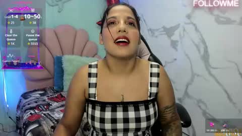 tiana_breeze online show from September 2025 02:22:02 AM