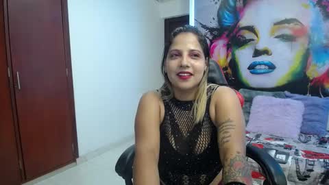 tiana_breeze online show from October 2025 11:58:02 PM
