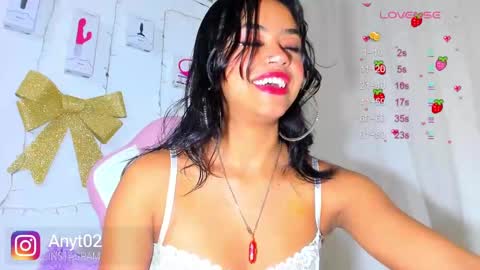 Snapshot of tianaa_a chatting on February 2025 03:56:02 AM Anny 3 online show from February 2025 03:56:02 AM