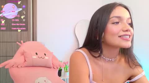 Tiana Le online show from October 2025 08:50:01 PM