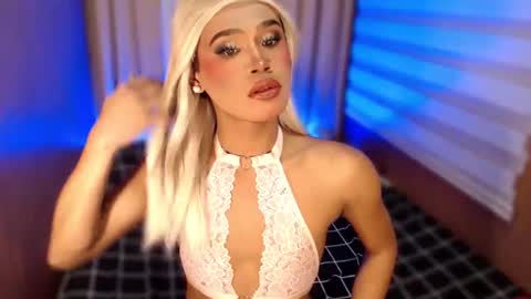 Sam online show from October 2025 02:47:02 PM