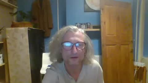 tiddles12345 online show from October 2025 02:37:02 AM