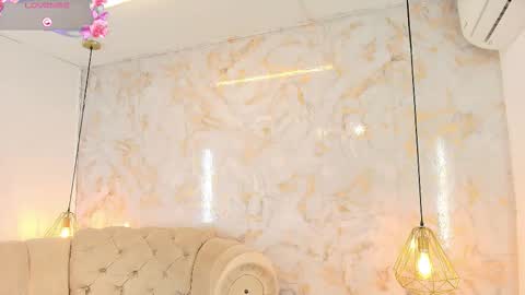 Tifani brown online show from February 2026 11:48:01 AM