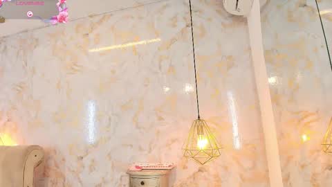 Tifani brown online show from February 2026 12:21:01 PM