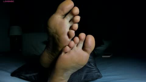 Tiff3 online show from November 2025 07:05:01 PM