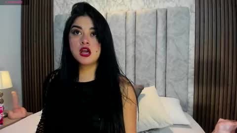 Tiff3 online show from November 2025 08:10:01 PM