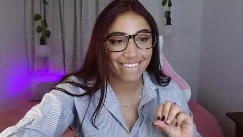 Snapshot of tifanyrose1 chatting on December 2024 08:33:02 AM Tiffany online show from December 2024 08:33:02 AM