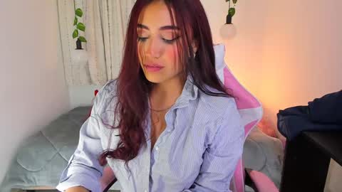 Snapshot of tifanyrose1 chatting on January 2025 04:05:01 AM Tiffany online show from January 2025 04:05:01 AM