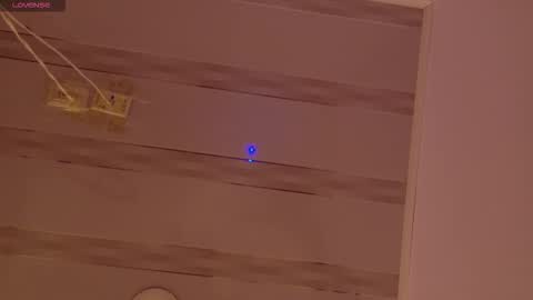 Snapshot of tifanywolf_ chatting on December 2025 02:38:01 AM Tifanny online show from December 2025 02:38:01 AM