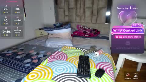 Snapshot of tiffany___pink chatting on December 2025 10:37:01 PM tiffany online show from December 2025 10:37:01 PM