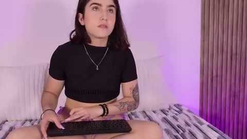 Tiffany online show from November 2025 12:59:02 PM