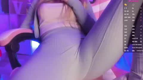 Snapshot of tiffany_bela chatting on February 2025 01:04:01 AM Tiffany Bela online show from February 2025 01:04:01 AM
