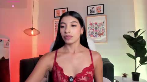 Snapshot of tiffany_low chatting on August 2026 01:24:02 PM tiffany_low online show from August 2026 01:24:02 PM