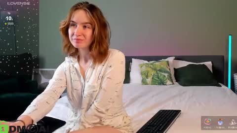 Snapshot of tiffany_roy chatting on January 2025 02:54:01 AM tiffany_roy online show from January 2025 02:54:01 AM