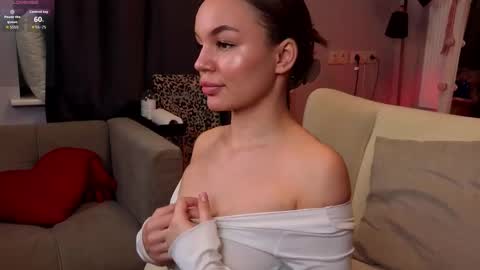 Snapshot of tiffany_sweetie chatting on November 2025 12:05:01 PM Tiffany online show from November 2025 12:05:01 PM